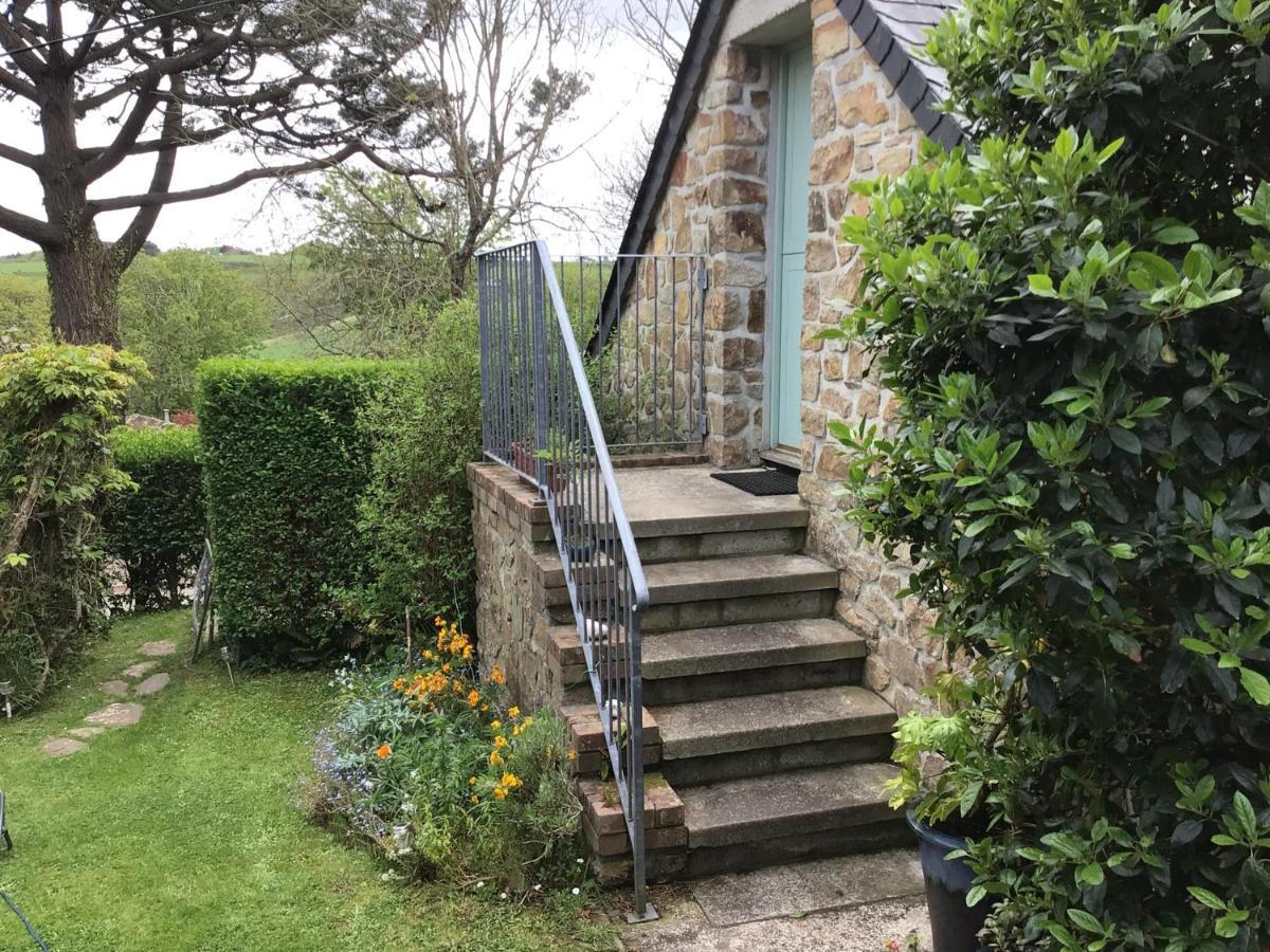 Cozy Camborne Studio Retreat With Two Single Beds 外观 照片