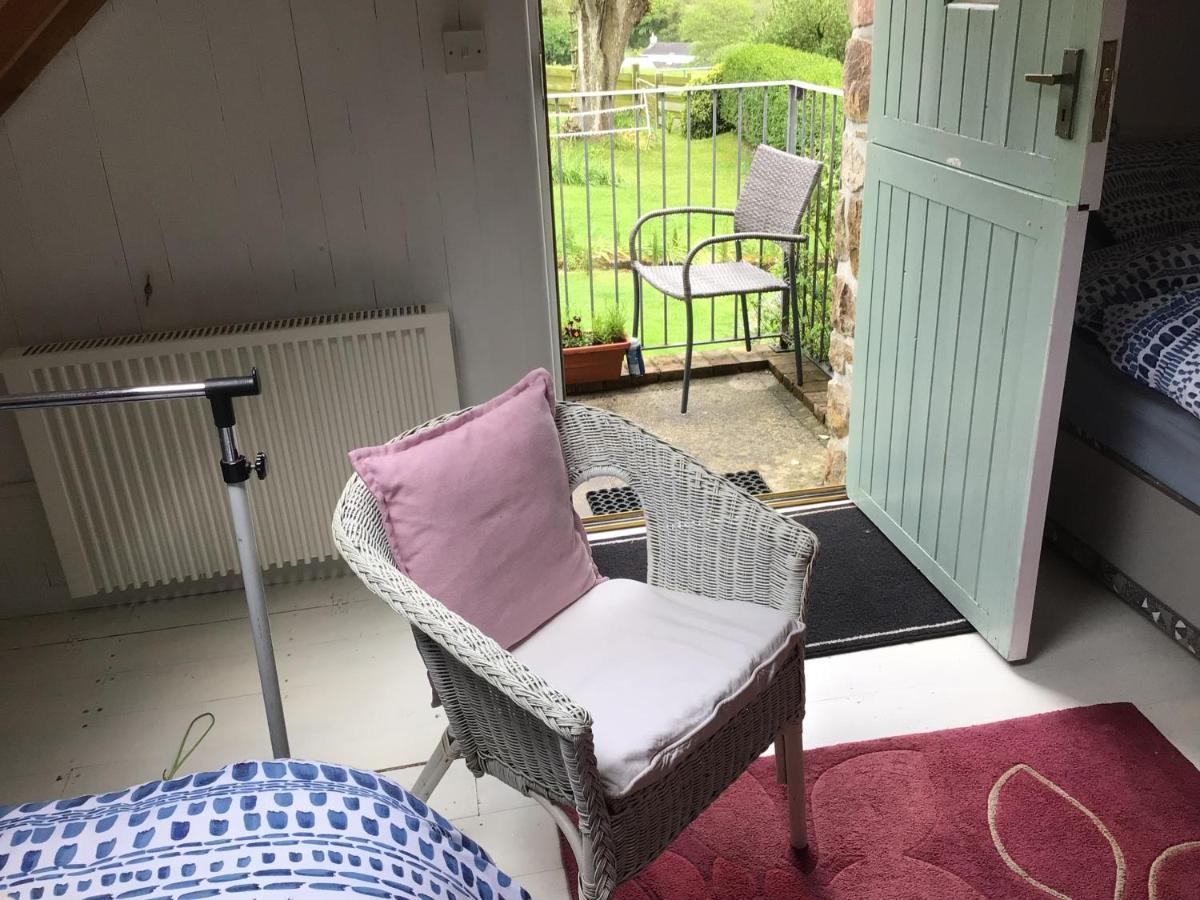 Cozy Camborne Studio Retreat With Two Single Beds 外观 照片