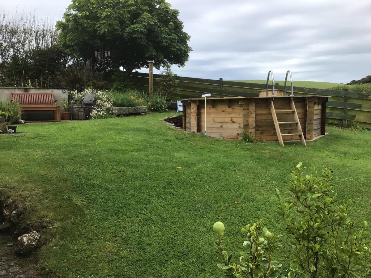 Cozy Camborne Studio Retreat With Two Single Beds 外观 照片